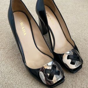 PRADA patent black leather heels size 37